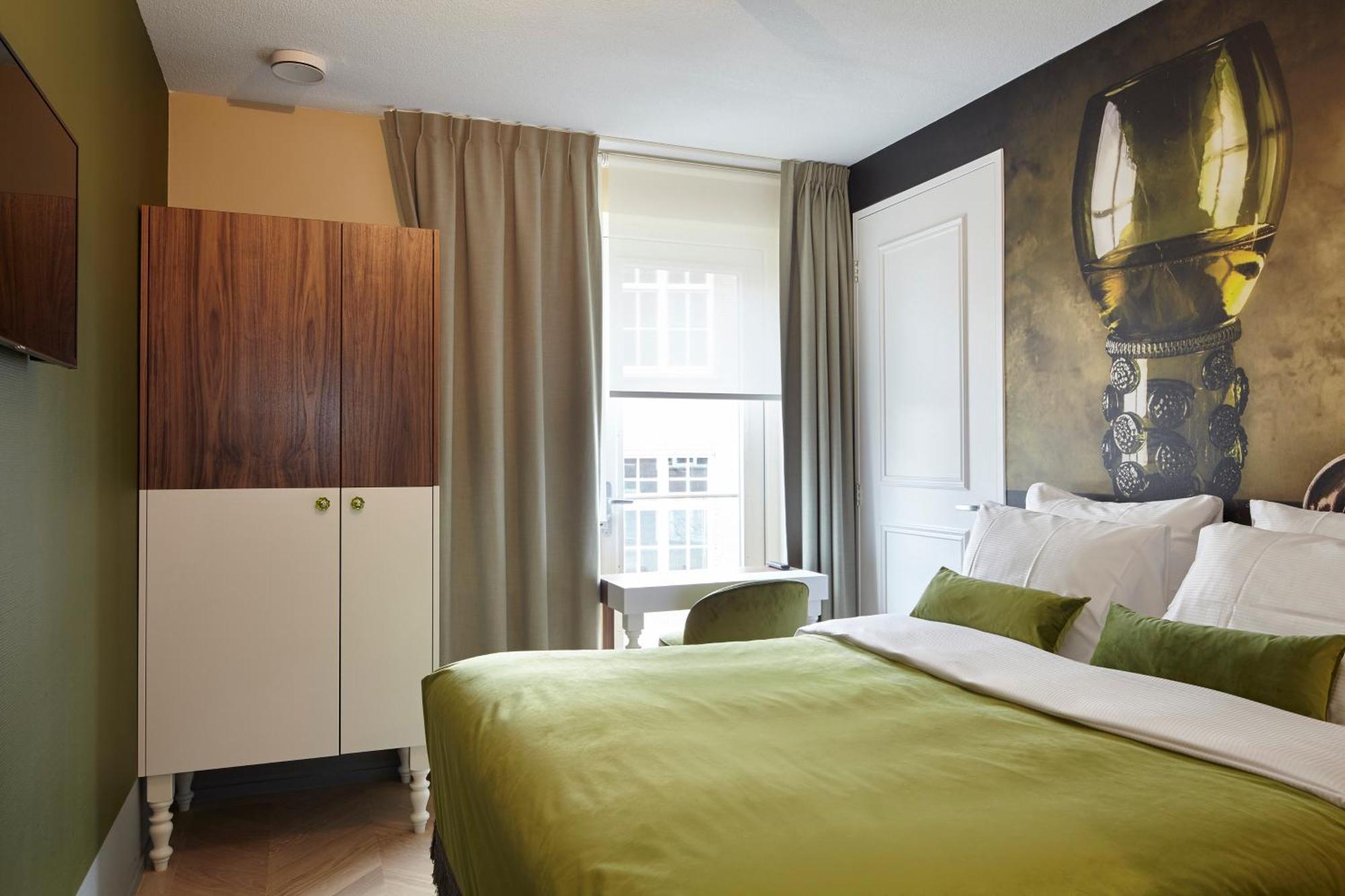 Standard Double Room Balcony,689105520:JPEG